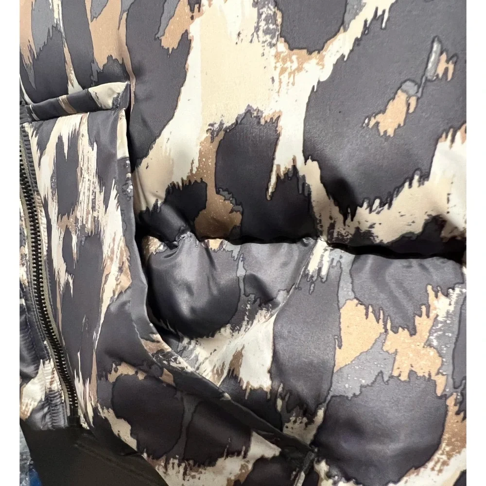 COACH Signature NWT Leopard Puffer Vest Faux Fur Removable Hood Women Sz Large - Picture 9 of 14